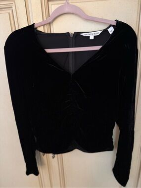 Veronica Beard Black Velvet V-Neck Long Sleeve Top